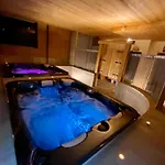 Vakantieboerderij Village Paradis Roisan