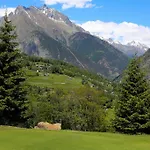 Village Paradis Vakantieboerderij *