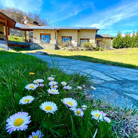 Village Paradis Çiftlik konaklama